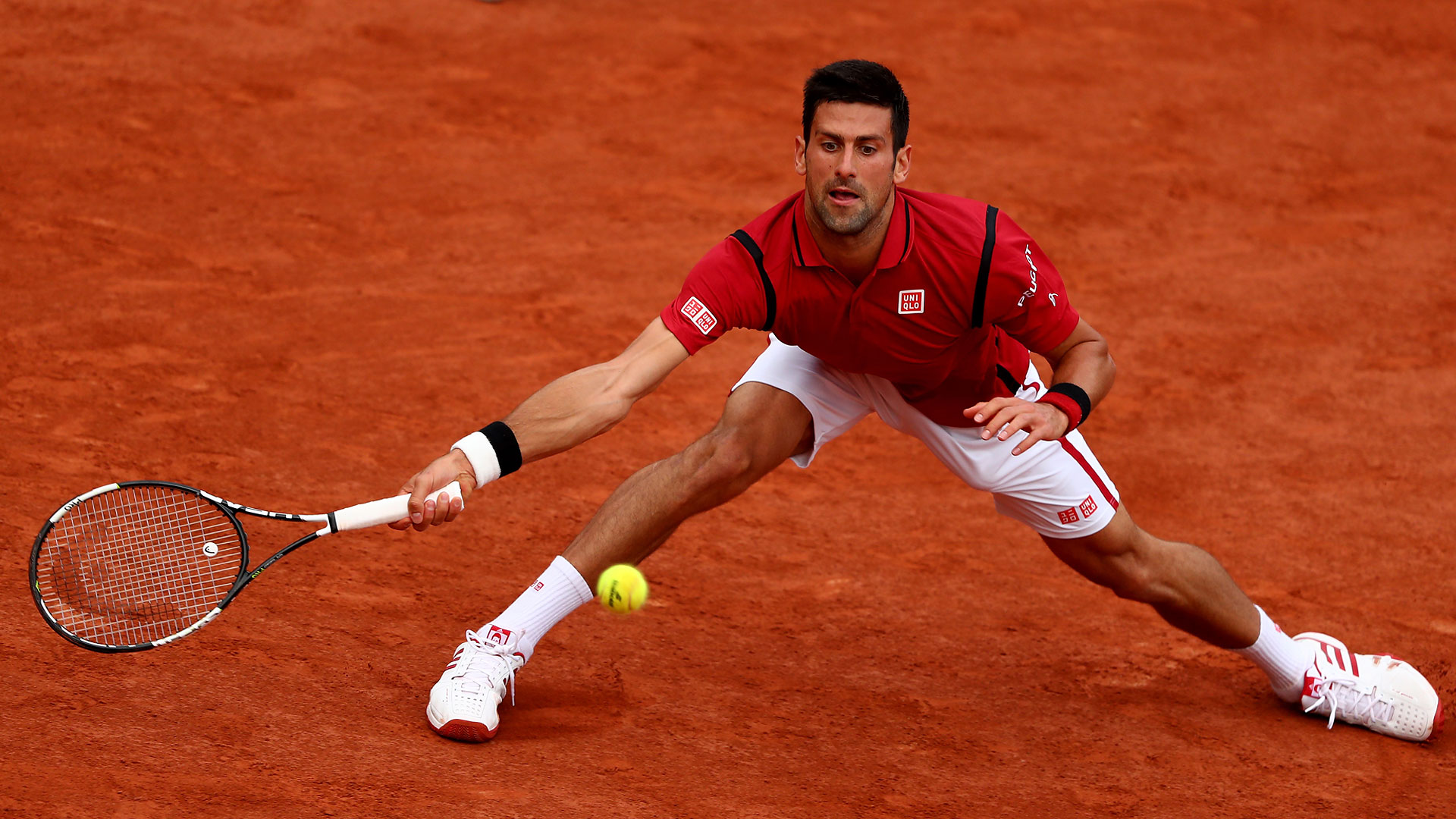 Phillip Jones verslaat Novak Đoković