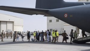 Fransen stelden in juni al ‘humanitaire luchtbrug’ in voor Afghanen