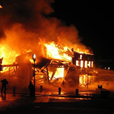 Grote brand in Arina